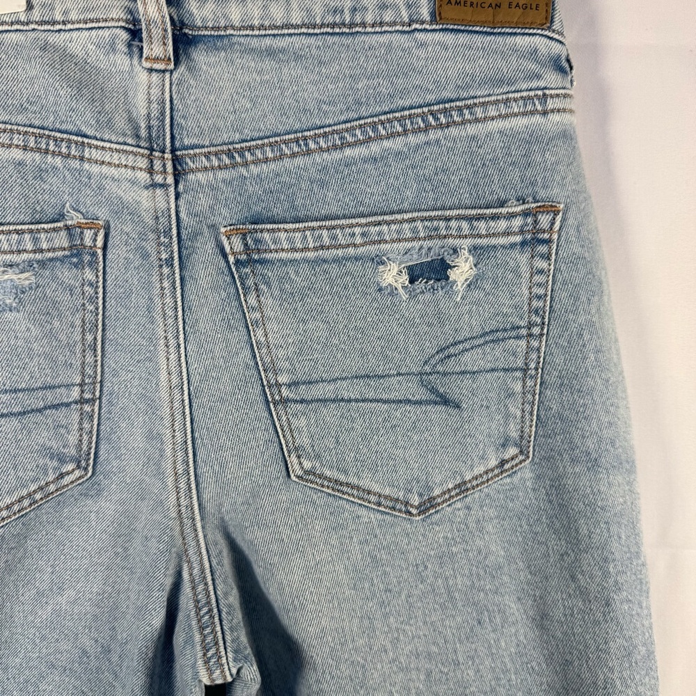 American Eagle Mom Jeans Size 4 27W Super High Rise Light Super Bleach Strigid - Picture 10 of 15